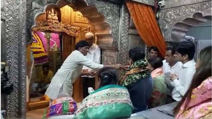 sikar news after becoming Vice President of India Jagdeep Dhankhar visited his native village kithana after that went to khatushyam temple asc sikar news after becoming Vice President of India Jagdeep Dhankhar visited his native village kithana after that went to khatushyam temple asc