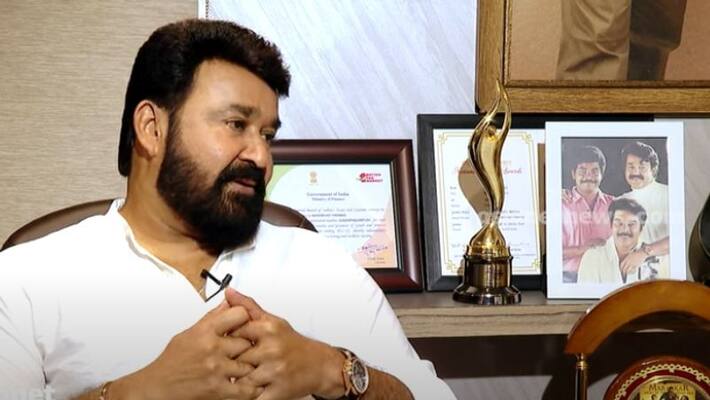 actor mohanlal talk about his political entry actor mohanlal talk about his political entry