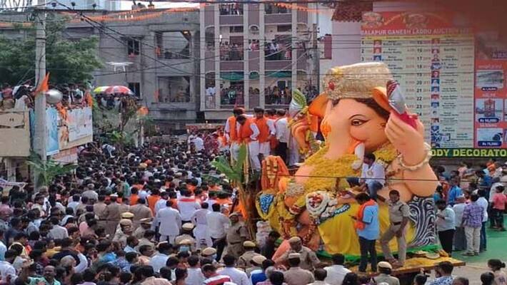 Hyderabad Balapur Ganesh Laddu Auction Rs 24.60 lakh Hyderabad Balapur Ganesh Laddu Auction Rs 24.60 lakh
