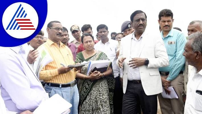 Heavy rains floods crop damage in Vijayapur Centers study team visit rav Heavy rains floods crop damage in Vijayapur Centers study team visit rav