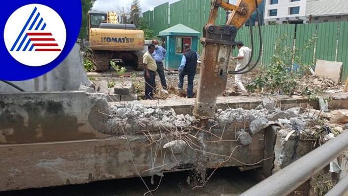 34 places encroachment on Rajkaluve were cleared immediately afterCMs warning bangaluru rav 34 places encroachment on Rajkaluve were cleared immediately afterCMs warning bangaluru rav