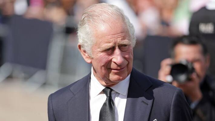 Staff job cuts on a large scale drawn criticism of the British monarchy Staff job cuts on a large scale drawn criticism of the British monarchy