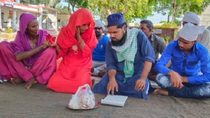 Bahraich youths father was against love marriage girlfriend arrived with a complaint then police did this work Bahraich youths father was against love marriage girlfriend arrived with a complaint then police did this work