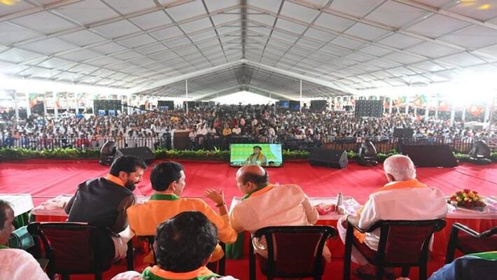 Tumakuru Man Dies From Heart Attack during BJP Janaspandana Rally at Doddaballapur rbj Tumakuru Man Dies From Heart Attack during BJP Janaspandana Rally at Doddaballapur rbj