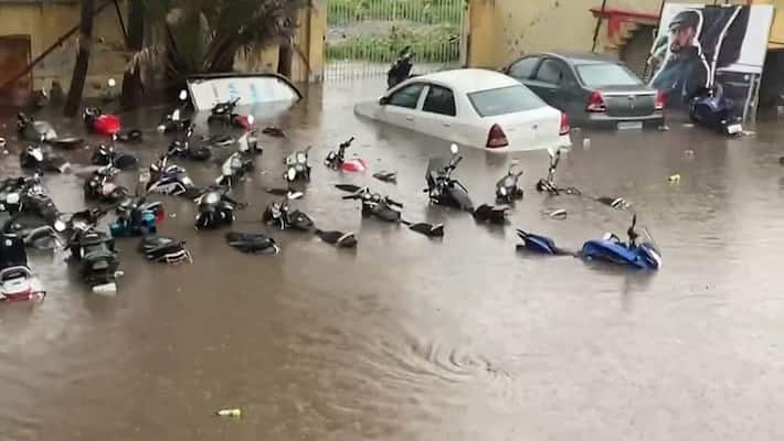 Fear of Epidemics for Rain Victims in Dharwad grg Fear of Epidemics for Rain Victims in Dharwad grg