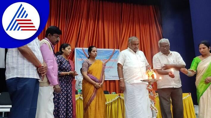 Eligible farmers will be issued the claim letter soon says minister jc madhuswamy gvd Eligible farmers will be issued the claim letter soon says minister jc madhuswamy gvd