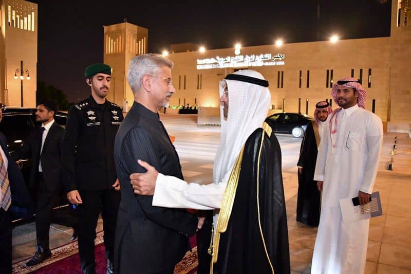 Indian foreign minister visited diriyah in saudi arabia 