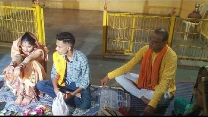 muslim girl embraces hinduism marries lover after converting to sanatana dharma ash muslim girl embraces hinduism marries lover after converting to sanatana dharma ash
