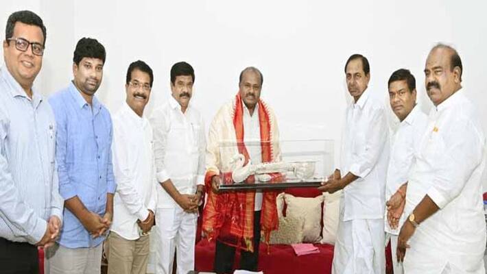 KCR preparing New National Political Party Agenda KCR preparing New National Political Party Agenda