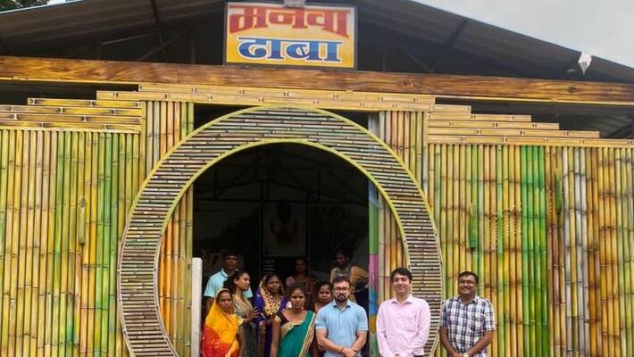 tribal women started dhaba in dantewada maoist affected district in chhattisgarch tribal women started dhaba in dantewada maoist affected district in chhattisgarch