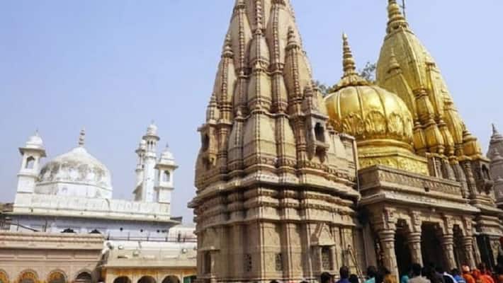 Varanasi court deems Hindu side's on Gyanvapi mosque issue as maintainable, admits plea AJR Varanasi court deems Hindu side's on Gyanvapi mosque issue as maintainable, admits plea AJR