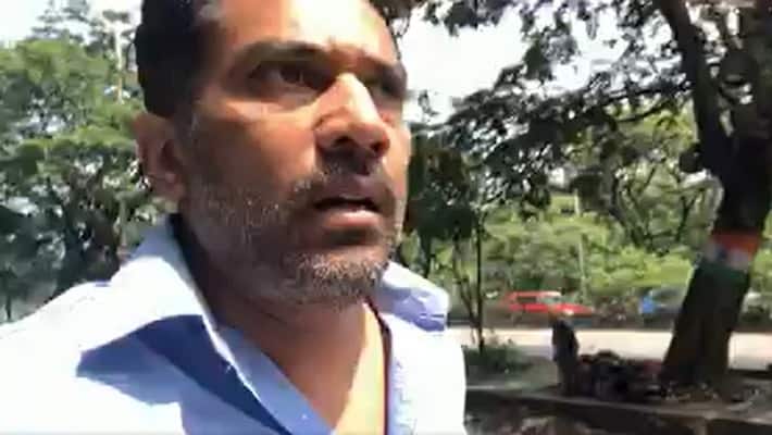 Bengaluru doctor leaves car stuck in traffic runs 3 km to perform surgery vva Bengaluru doctor leaves car stuck in traffic runs 3 km to perform surgery vva