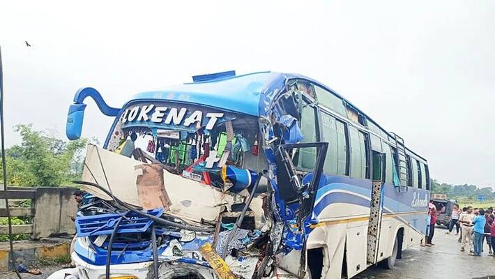 hazaribagh news three people died in road accident going Gayaji for the parv of shraddha asc hazaribagh news three people died in road accident going Gayaji for the parv of shraddha asc