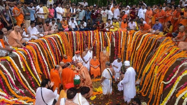 Late Shankaracharya Swami Swarupananda Saraswati, was associated with the Ayodhya Ram mandir movement bsm Late Shankaracharya Swami Swarupananda Saraswati, was associated with the Ayodhya Ram mandir movement bsm