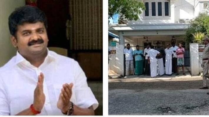 The anti corruption police conducted a raid at the house of former minister Vijayabaskar in Pudukottai The anti corruption police conducted a raid at the house of former minister Vijayabaskar in Pudukottai