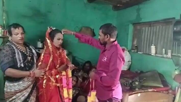 Wifes Blessing, Married man from Odisha weds Trans woman in temple at Kalahandi akb Wifes Blessing, Married man from Odisha weds Trans woman in temple at Kalahandi akb