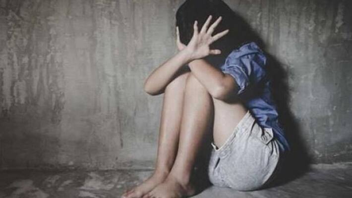 father molests daughter, tries to kill her in afraid of expose him in hospital where she is been treating for overdose of sleeping pills father molests daughter, tries to kill her in afraid of expose him in hospital where she is been treating for overdose of sleeping pills