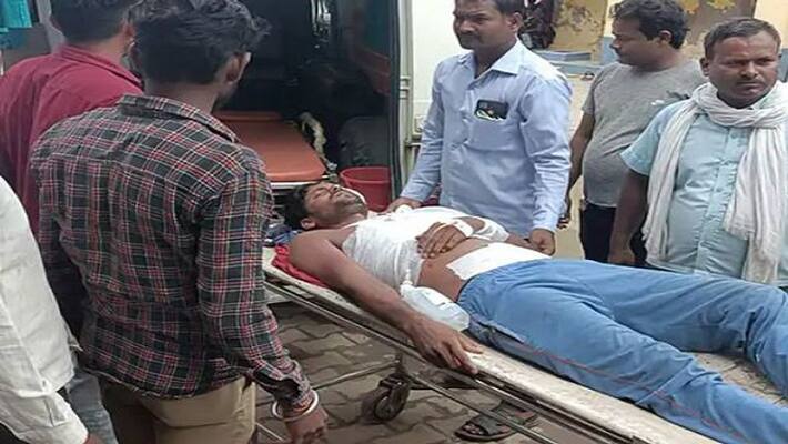 Chandauli Uncle was attacked to resolve the dispute of students there stir in the college administration Chandauli Uncle was attacked to resolve the dispute of students there stir in the college administration