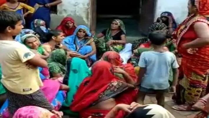 Ayodhya Son attacked mother head and back with stick such was condition elderly who ran out house to escape Ayodhya Son attacked mother head and back with stick such was condition elderly who ran out house to escape