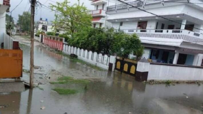 holiday in school up to 12 due to heavy rain lucknow jhansi holiday in school up to 12 due to heavy rain lucknow jhansi