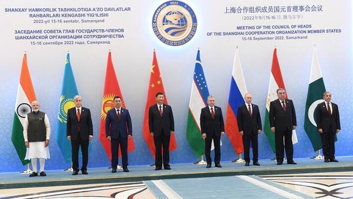 pm modi, china prez jinping maintains distance in SCO summit pm modi, china prez jinping maintains distance in SCO summit
