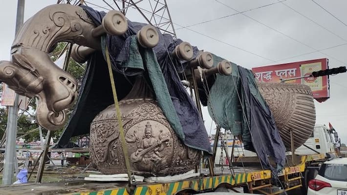 In memory of Lata Mangeshkar a 14 ton veena is being installed in Ayodhya know what else special in this unique park In memory of Lata Mangeshkar a 14 ton veena is being installed in Ayodhya know what else special in this unique park