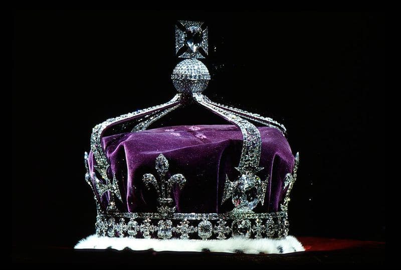 tale of imperial state crown by PR Vandana