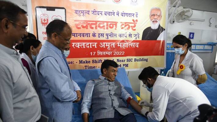 PM Modi birthday gift, Blood donation world record, know all about it, DVG PM Modi birthday gift, Blood donation world record, know all about it, DVG
