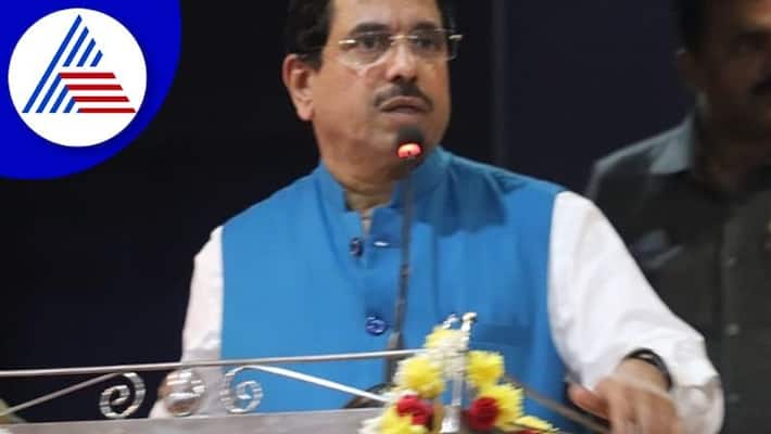 union minister pralhad joshi talks on bharat jodo yatra and congress ash union minister pralhad joshi talks on bharat jodo yatra and congress ash