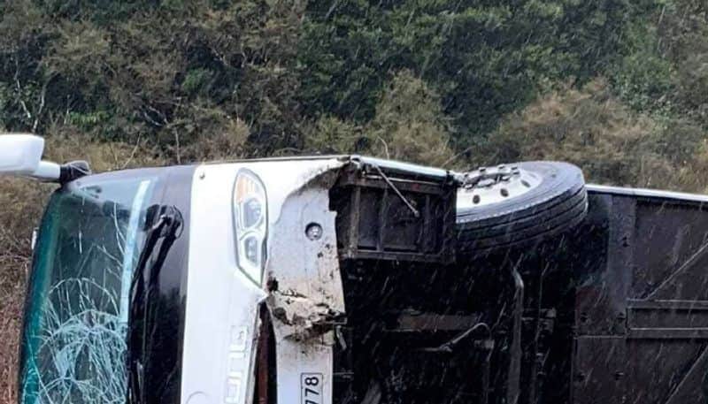 China Bus Accident.. 27 killed, 20 injured