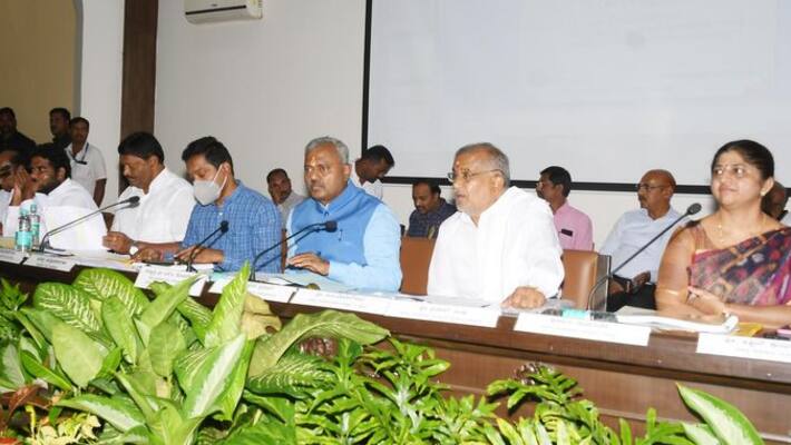 Minister ST Somashekhar Slams to Officials at Mysuru gvd Minister ST Somashekhar Slams to Officials at Mysuru gvd