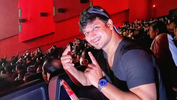 finally nikhil siddhartha watched karthikeya 2 on big screen anupama parameswaran finally nikhil siddhartha watched karthikeya 2 on big screen anupama parameswaran