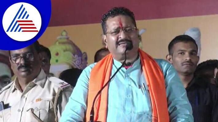 mla basanagouda patil yatnal slams on bs yediyurappa at gadag gvd mla basanagouda patil yatnal slams on bs yediyurappa at gadag gvd