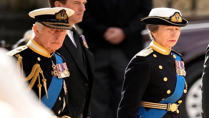 From Balmoral Castle to Edinburgh, Princess Anne becomes part of Queen Elizabeth's entire final journey AJR From Balmoral Castle to Edinburgh, Princess Anne becomes part of Queen Elizabeth's entire final journey AJR