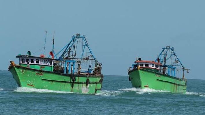 Sri Lanka Navy has arrested 24 fishermen from Pudukottai Sri Lanka Navy has arrested 24 fishermen from Pudukottai