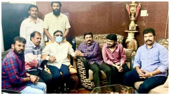 director association team met actor vijayakanth personally director association team met actor vijayakanth personally