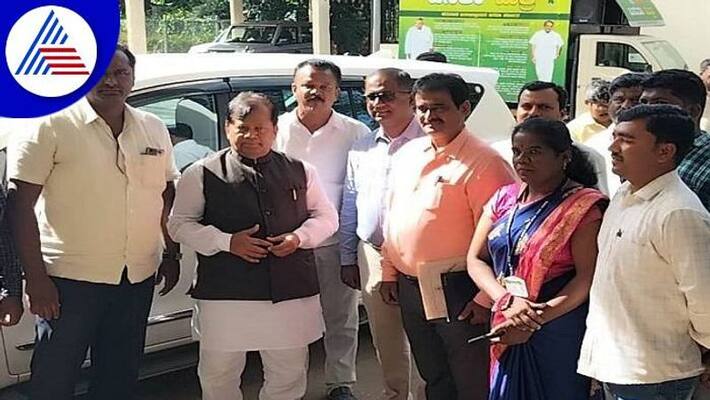 Thinking to 40000 Civilian Workers Permanent in Karnataka says M Shivanna grg Thinking to 40000 Civilian Workers Permanent in Karnataka says M Shivanna grg