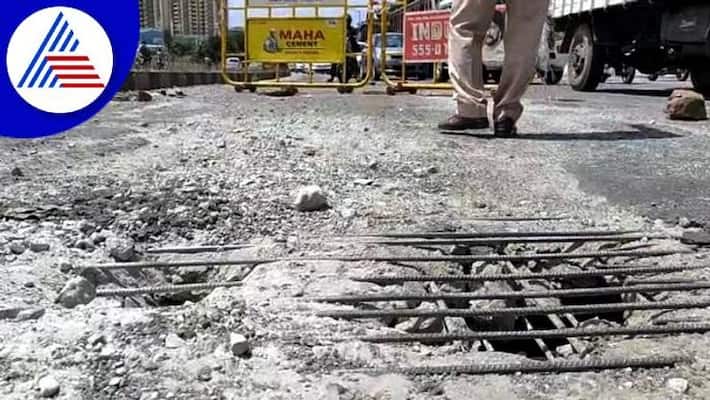 Again pothole in Sumahalli Flyover at Bengaluru grg Again pothole in Sumahalli Flyover at Bengaluru grg