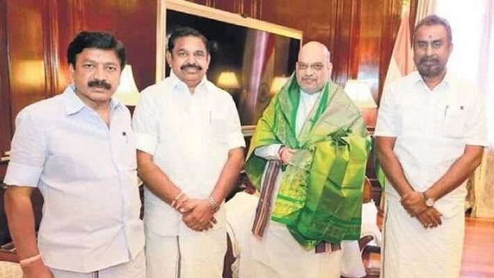 Kovai Selvaraj said that he met EPS Amit Shah to escape from the cases against his family Kovai Selvaraj said that he met EPS Amit Shah to escape from the cases against his family