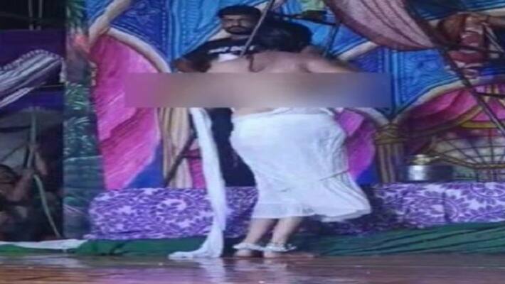 Bijnor in staging of asarsh ramlila limits are being wired police administration became mute spectatord Bijnor in staging of asarsh ramlila limits are being wired police administration became mute spectatord