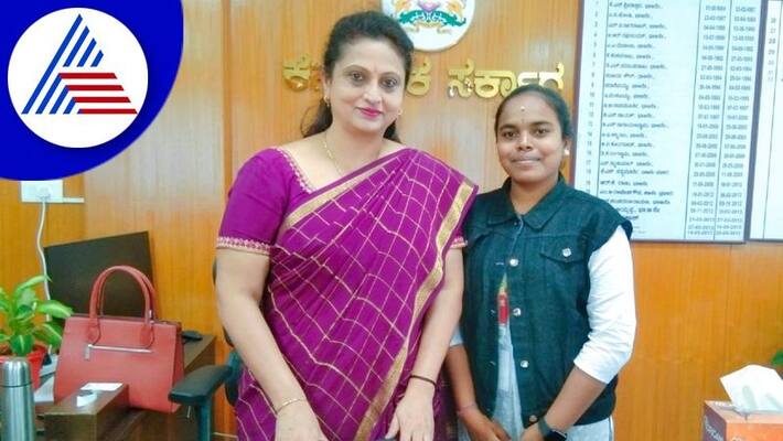 Doddaballapura BSc Student Vidyashree observed the proceedings with DC R Lata gvd Doddaballapura BSc Student Vidyashree observed the proceedings with DC R Lata gvd