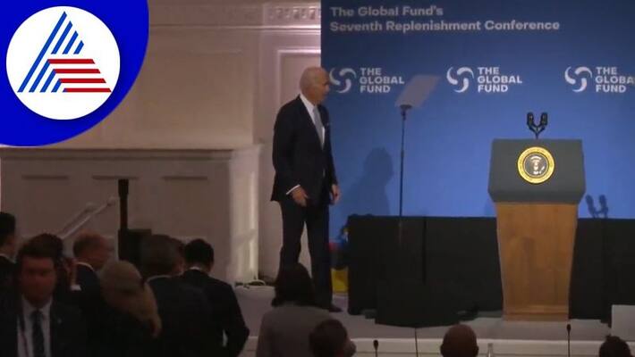 what happend to america president Joe Biden, Appears Lost On Stage in an event akb what happend to america president Joe Biden, Appears Lost On Stage in an event akb