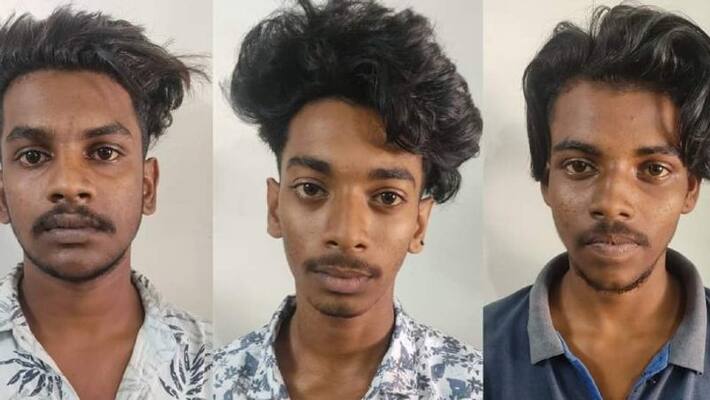 theft from scooter booty 3 arrested at kollam theft from scooter booty 3 arrested at kollam