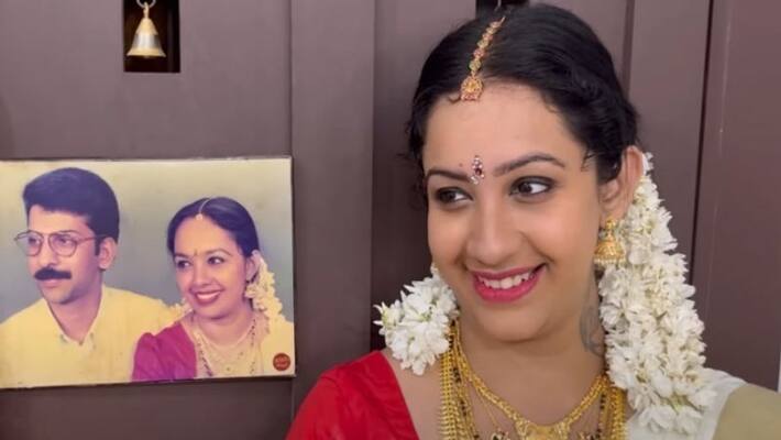 Thara kalyan recreated her wedding look daughter Sowbhagya Venkitesh Thara kalyan recreated her wedding look daughter Sowbhagya Venkitesh