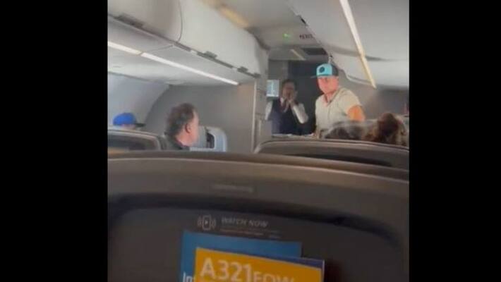 American Airlines passenger beat flight attendant for not letting use Restroom apa American Airlines passenger beat flight attendant for not letting use Restroom apa