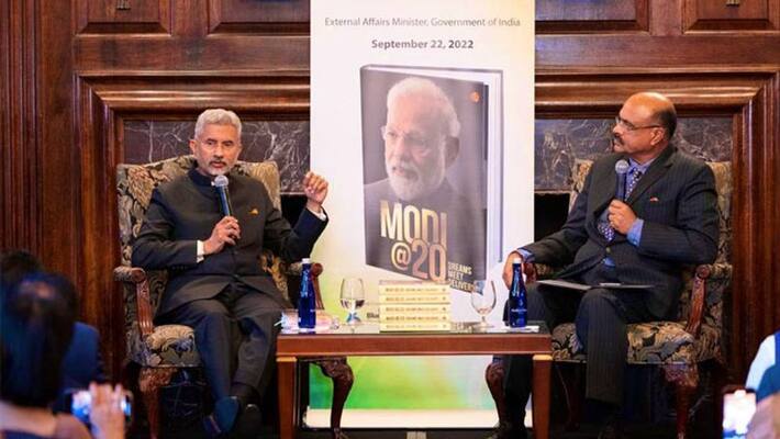 jaage ho when pm narendra modi made a surprise late night call to eam jaishankar ash jaage ho when pm narendra modi made a surprise late night call to eam jaishankar ash