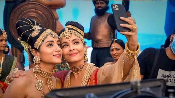 Aishwarya Trisha selfie Pic Viral