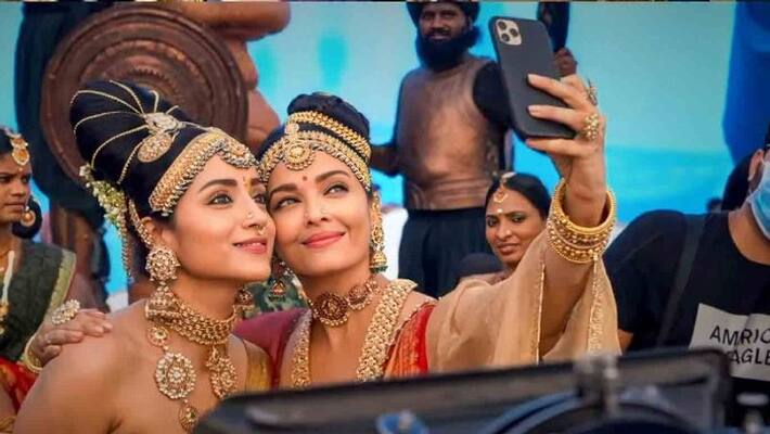 Aishwarya Trisha selfie Pic Viral Aishwarya Trisha selfie Pic Viral