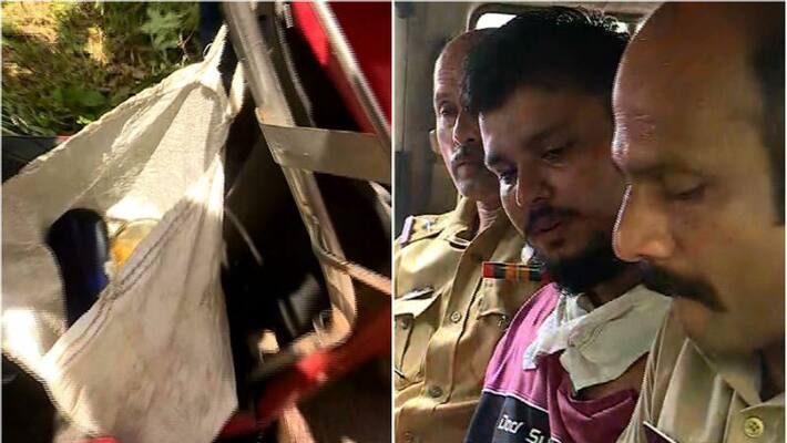 popular front worker arrested with bomb in kannur popular front worker arrested with bomb in kannur