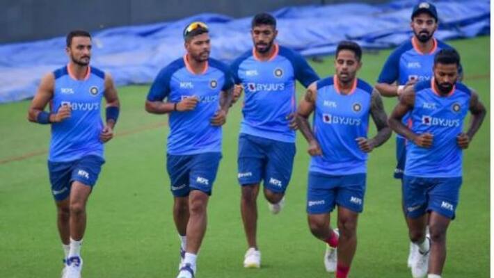 BCCI News Big blow to Team India before South Africa T20 Series three players including Hardik Pandya out san BCCI News Big blow to Team India before South Africa T20 Series three players including Hardik Pandya out san